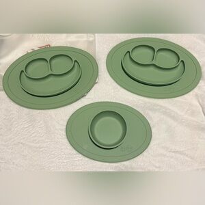 Ezpz set of 3 Green Suction mats